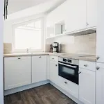 Apartment Onna